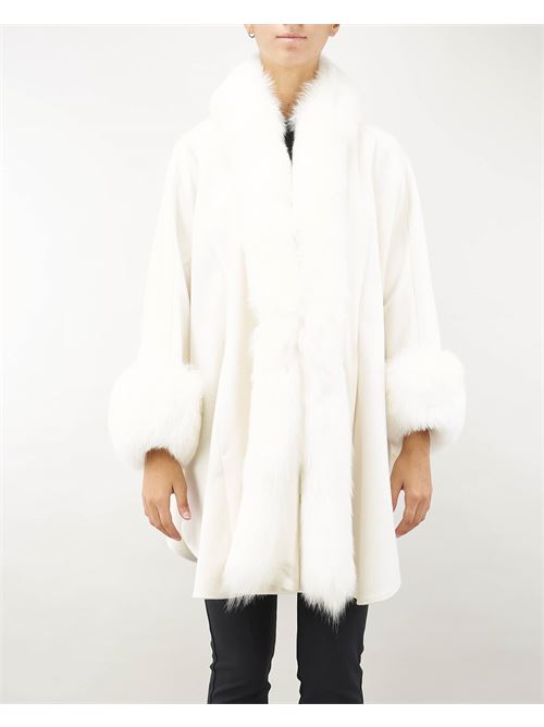 Cape with real fox fur inserts Yes London YES LONDON |  | CD11932